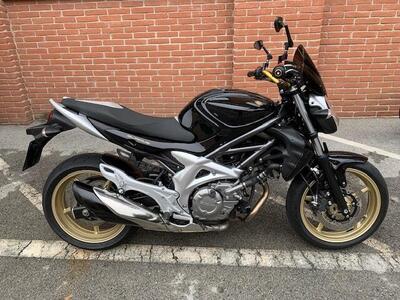 Suzuki Gladius 650 SFV (2009 - 15) usata