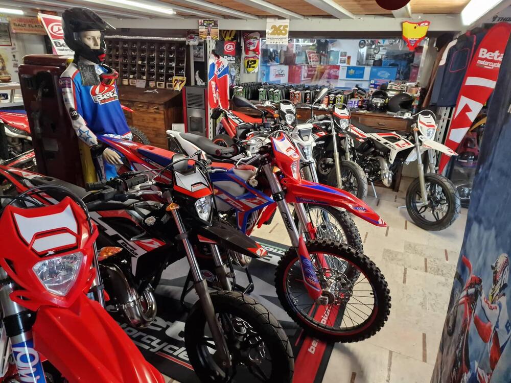 Betamotor RR 50 Motard (2021 - 25) (2)