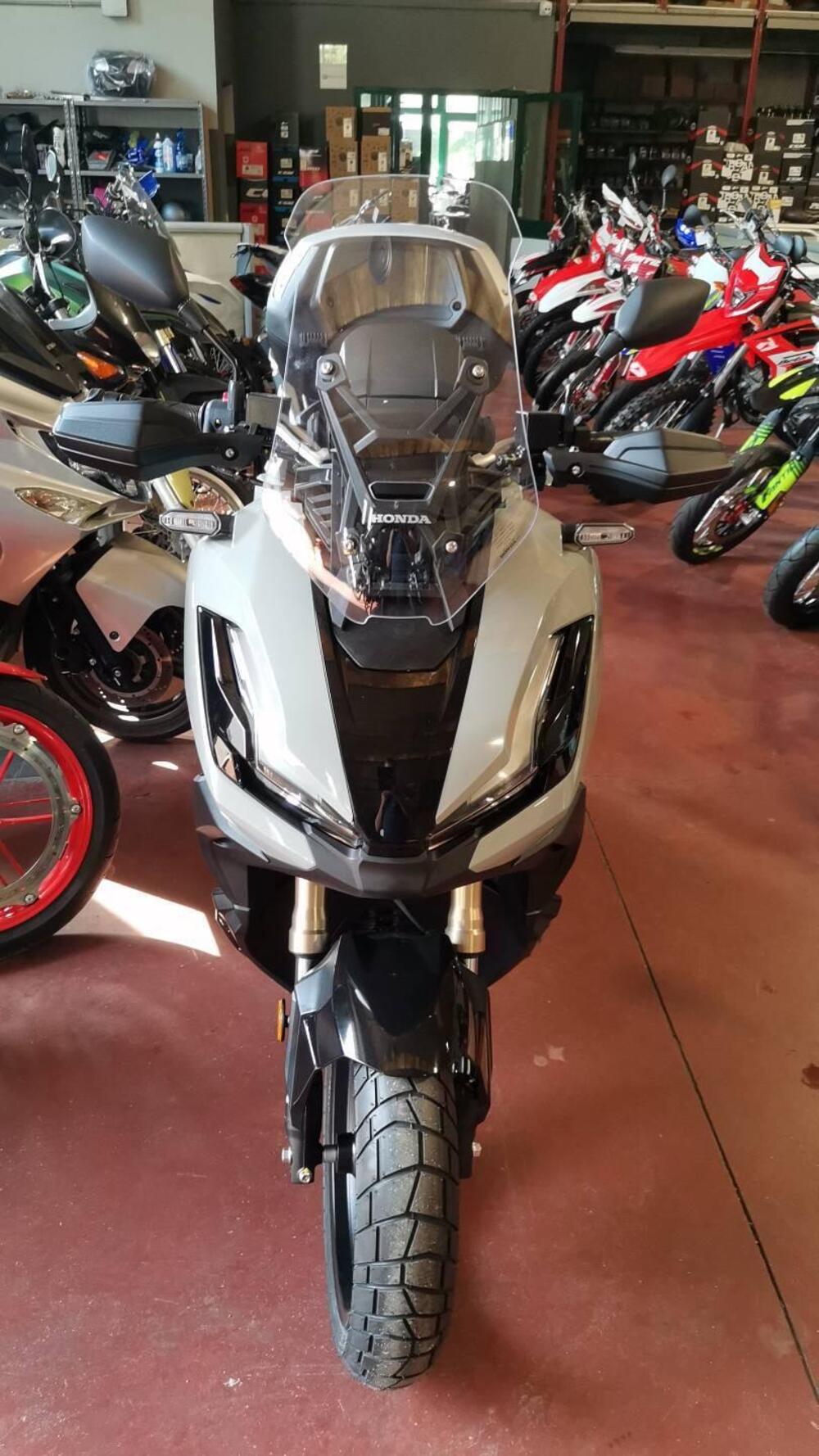 Honda ADV 350 (2025) (3)