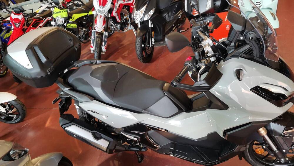 Honda ADV 350 (2025) (5)