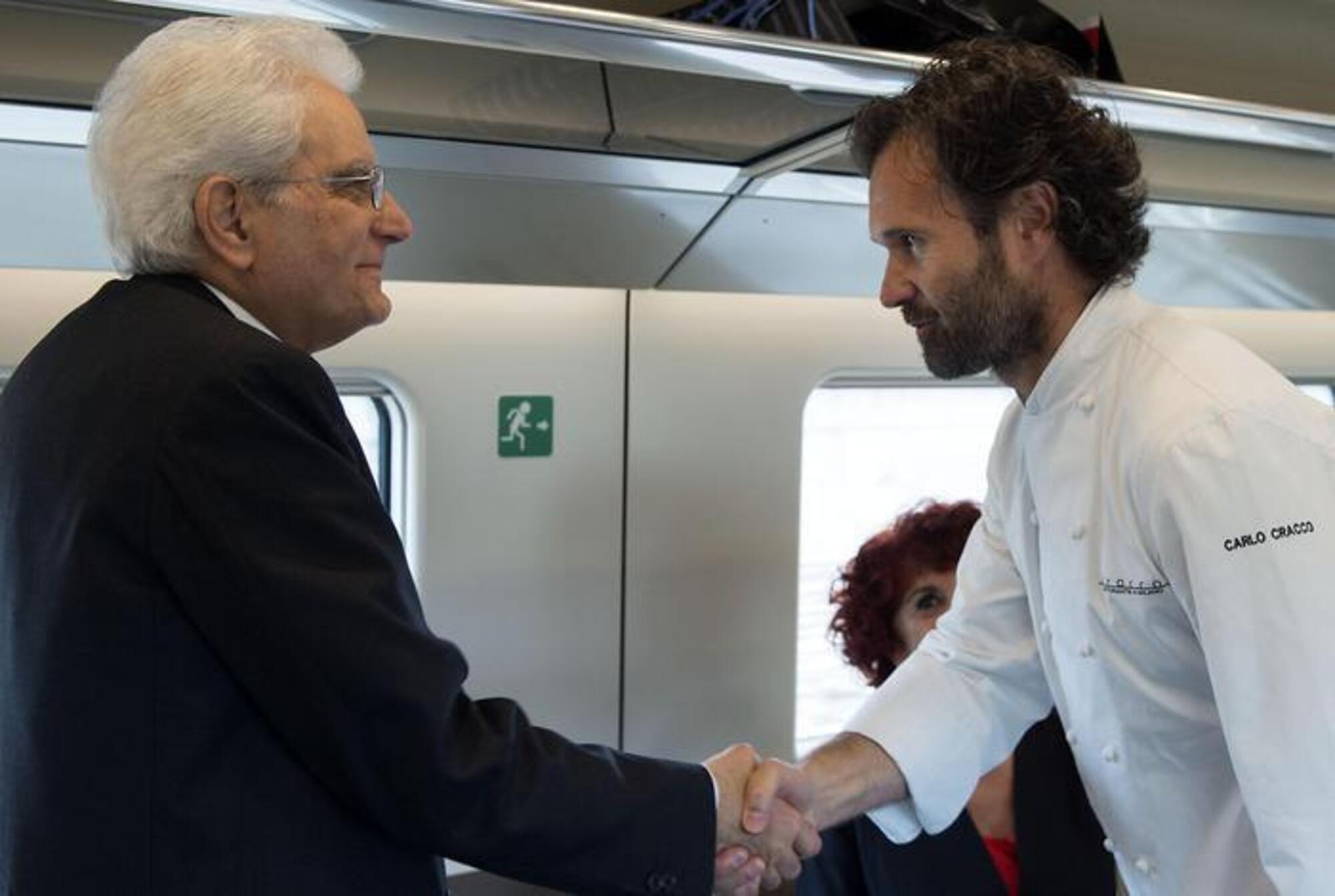 Carlo Cracco con il Presidente Mattarella sul Frecciarossa