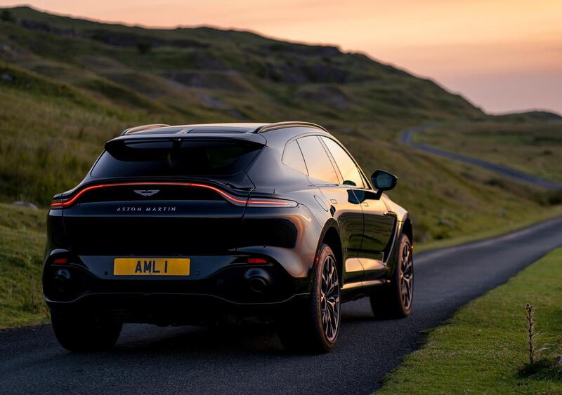 Aston Martin DBX (2020-23) (9)