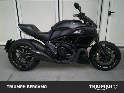 Ducati Diavel 1200 Carbon (2014 - 16) usata