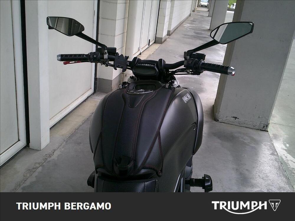 Ducati Diavel 1200 Carbon (2014 - 16) (7)