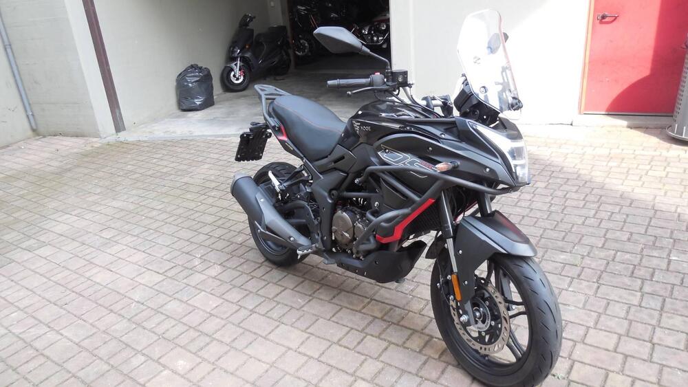 Voge Valico 300DS (2021 - 24) (2)