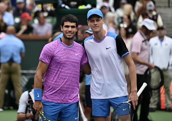 Sinner e Alcaraz, sfida non solo al Roland Garros, ma anche di contratti e sponsor: ecco quanto valgono Jannik e Carlos e quanto si guadagna col tennis