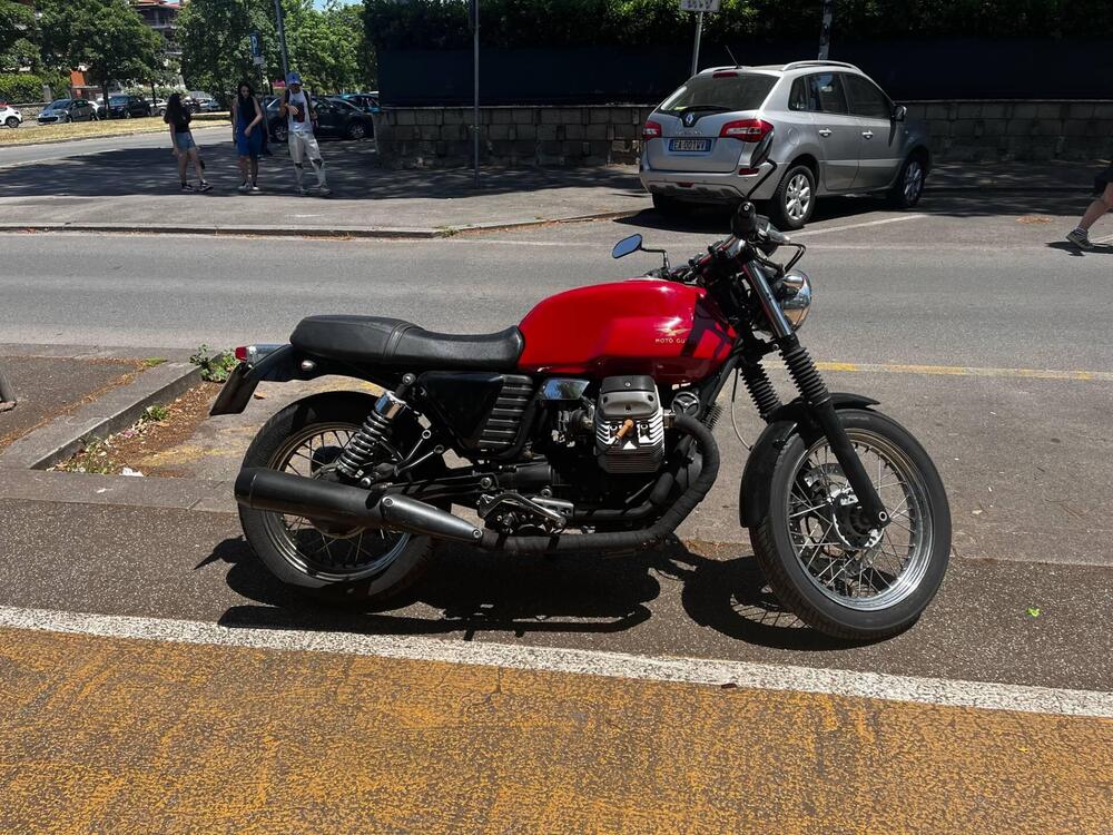 Moto Guzzi V7 Classic (2008 - 12) (4)