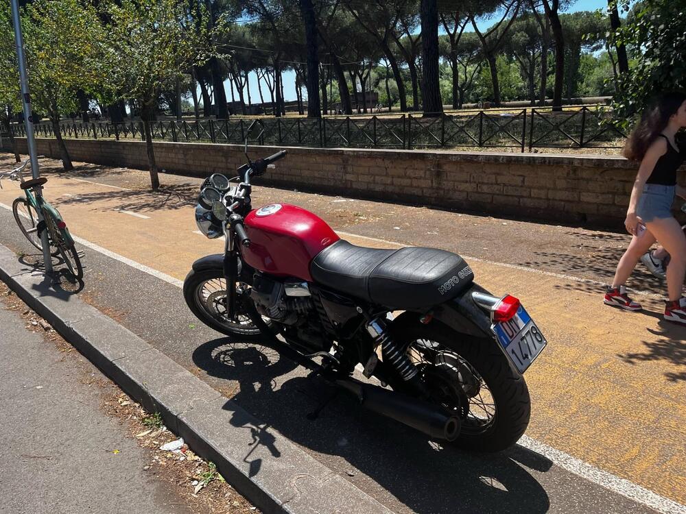 Moto Guzzi V7 Classic (2008 - 12) (9)