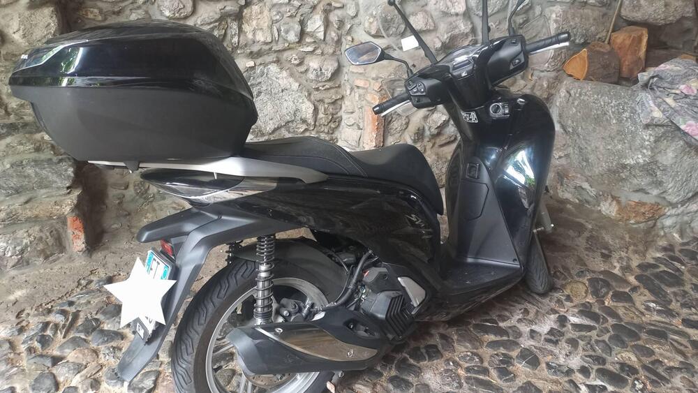 Honda SH 150i (2020 - 23) (7)