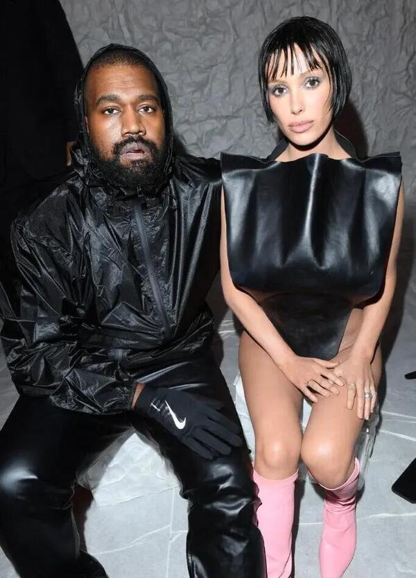 Kanye West e Bianca Censori, che problemi ha (se ne ha) la moglie di Ye (anche con Kim Kardashian)? Parla la psicologa