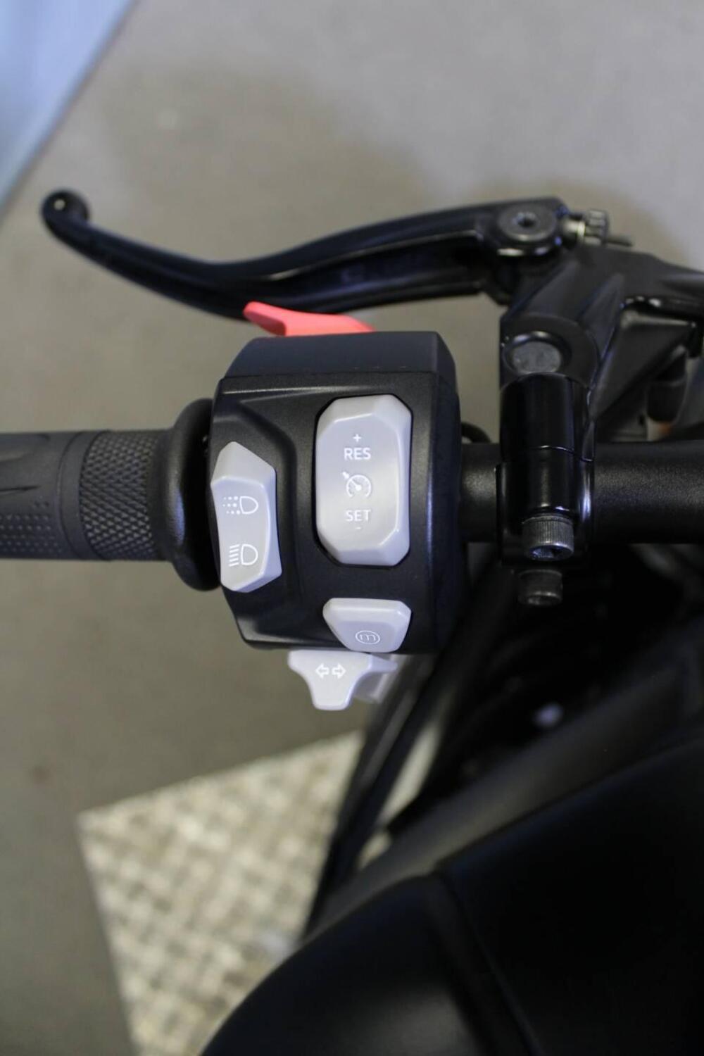 Triumph Speed Triple 1050 RS (2018 - 20) (11)