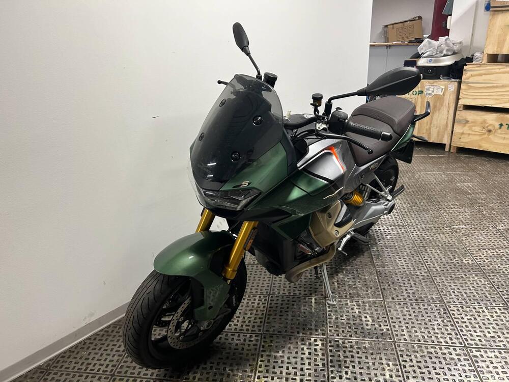 Moto Guzzi V100 Mandello S (2022 - 24) (3)