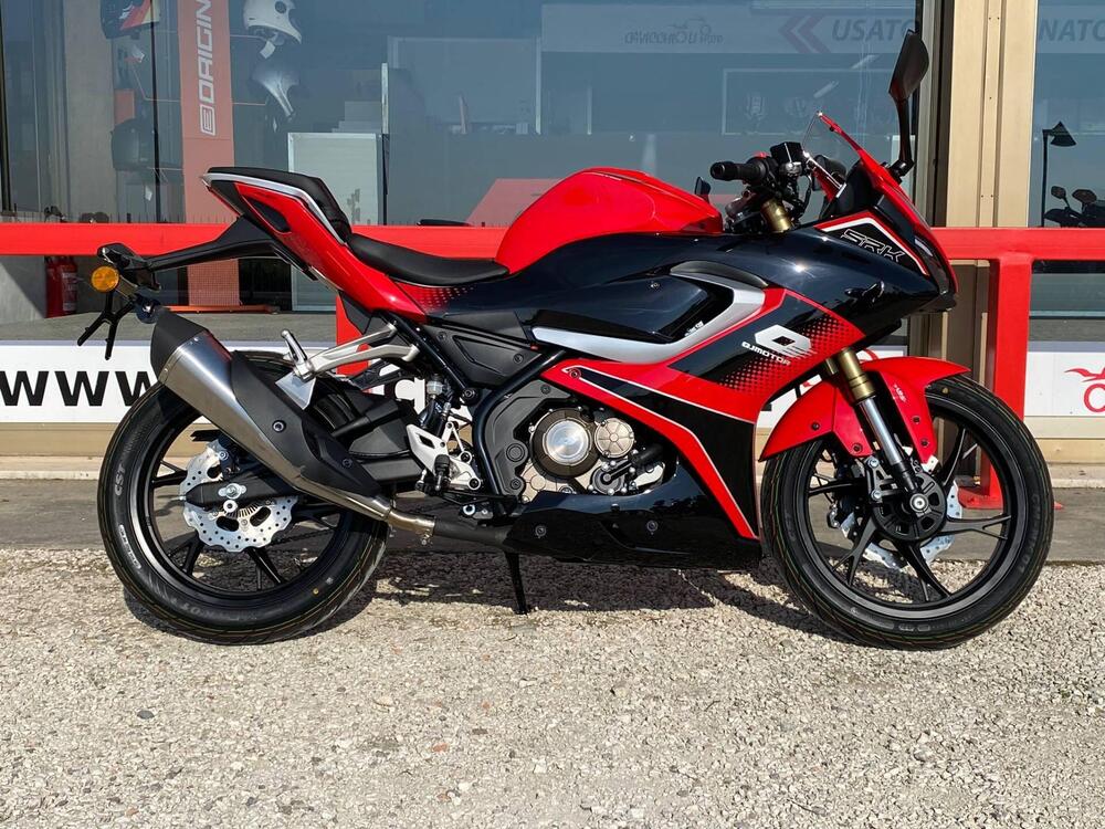 QJ Motor SRK 125 R (2025) (3)