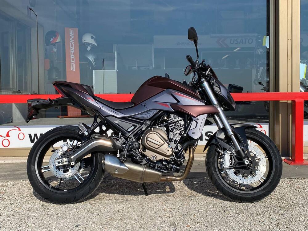 QJ Motor SRK 700 (2023 - 25) (3)