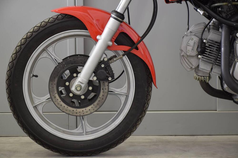 Cagiva Alazzurra 650 (7)