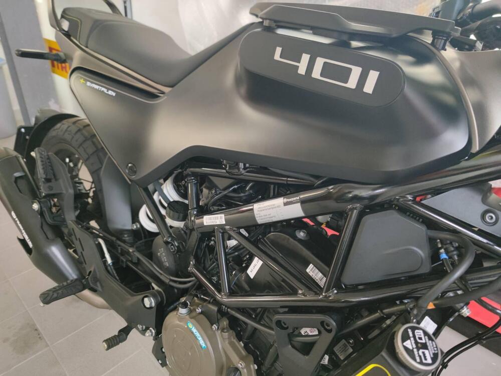 Husqvarna Vitpilen 401 (2021 - 23) (5)