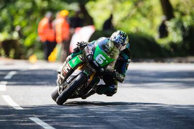 Tourist Trophy 2024, Dunlop domina - anche - la Supertwin