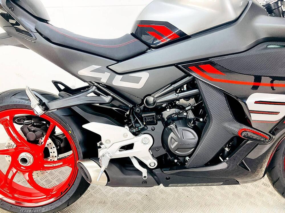 CFMOTO 450SR-S (2024 - 26) (8)
