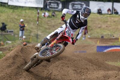 MXGP Sabato FLASH. A Gajser e De Wolf le Qualifying in Lettonia
