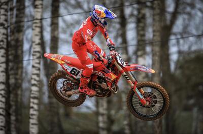 Prado in America, Febvre in Triumph e Guadagnini in Ducati. Voci da far girare la testa