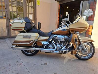 Harley-Davidson 1800 Road Glide Ultra (2011 - 12) - FLTRUSE usata