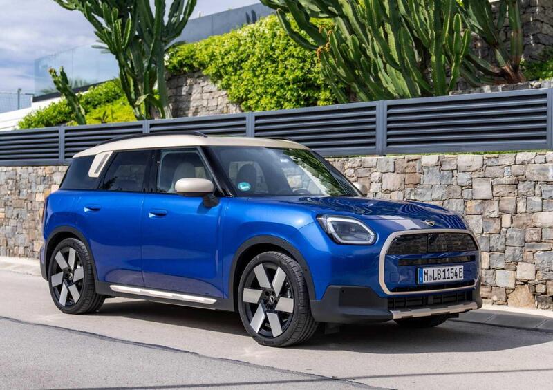 MINI Mini Countryman (2023-->>) (2)