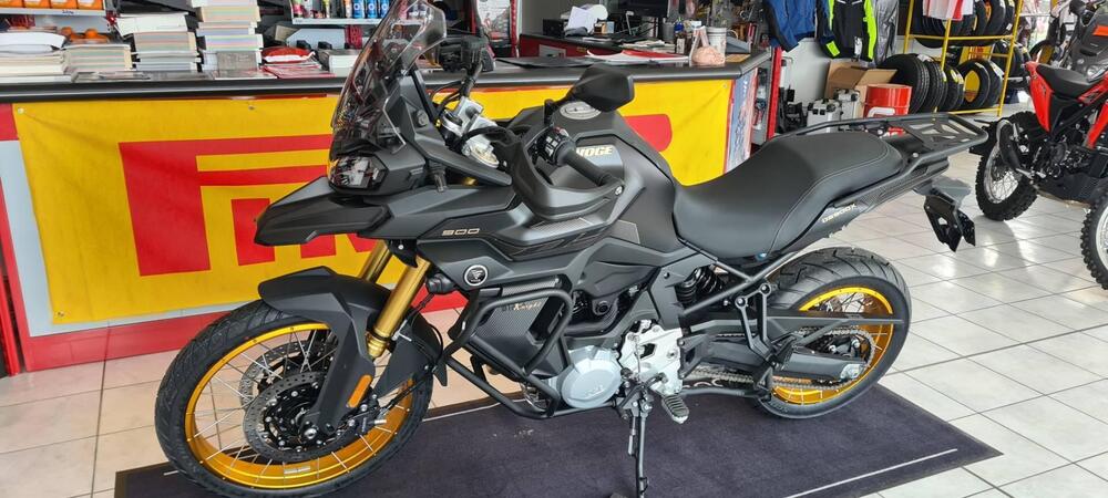 Voge Valico 900DSX (2024 - 25) (2)