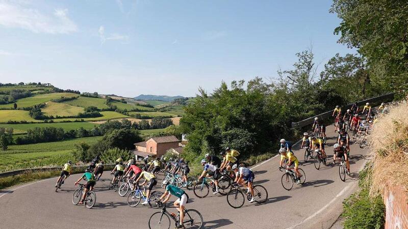 Pedalare con... Suzuki! Siamo stati al Suzuki Bike Day a Imola [VIDEO]