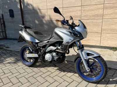 Aprilia Pegaso 650 Strada (2005 - 11) usata