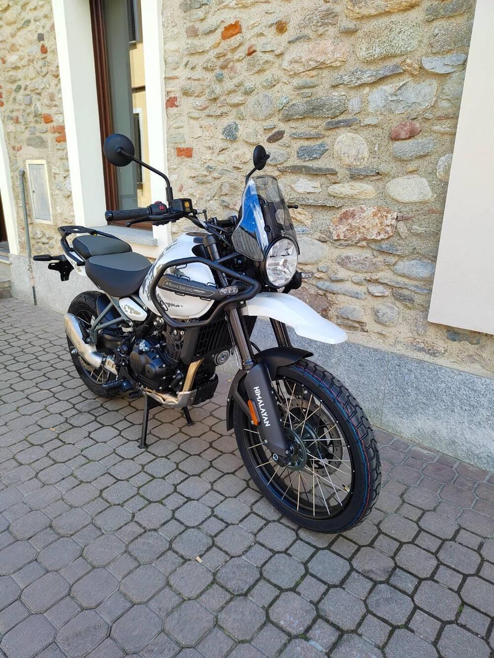 Royal Enfield Himalayan 450 (2024 - 25) (4)