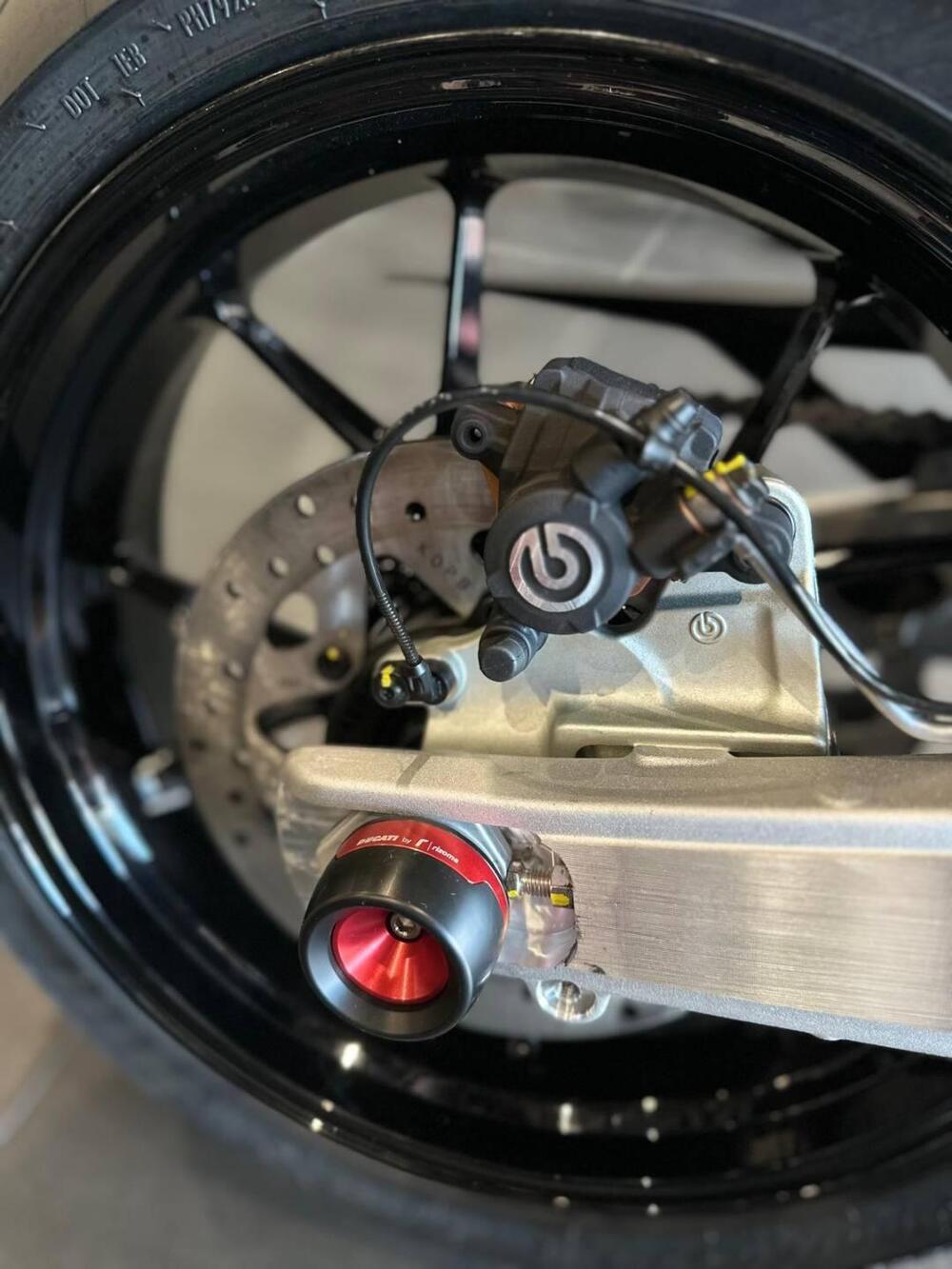 Ducati Hypermotard 698 Mono (2024 - 25) (8)