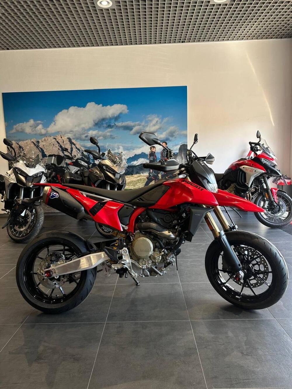 Ducati Hypermotard 698 Mono (2024 - 25) (2)