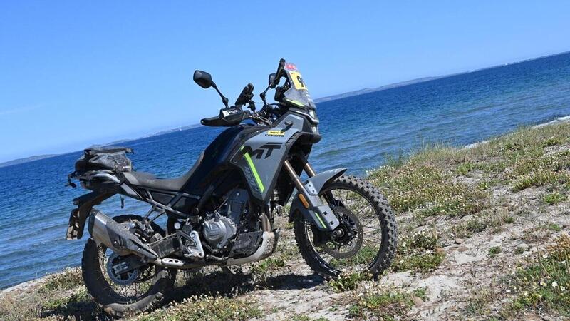 Al Sardegna Legend Rally con la CFMoto 450 per rispondere alla domanda: &egrave; la moto totale?