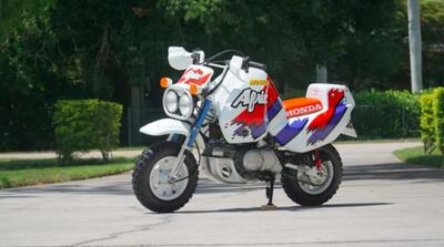 Venduta all'asta una mini Honda Africa Twin: il prezzo &egrave; da capogiro [GALLERY]