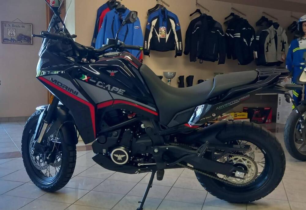 Moto Morini X-Cape 650 (2021 - 25) (2)