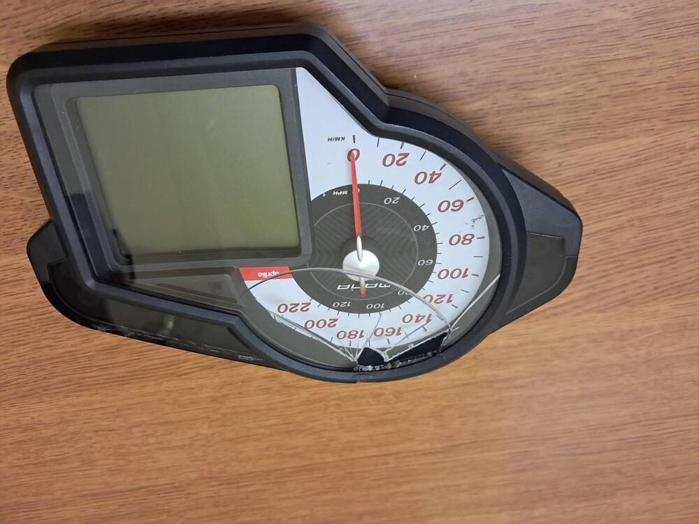 CRUSCOTTO MANA Aprilia (3)