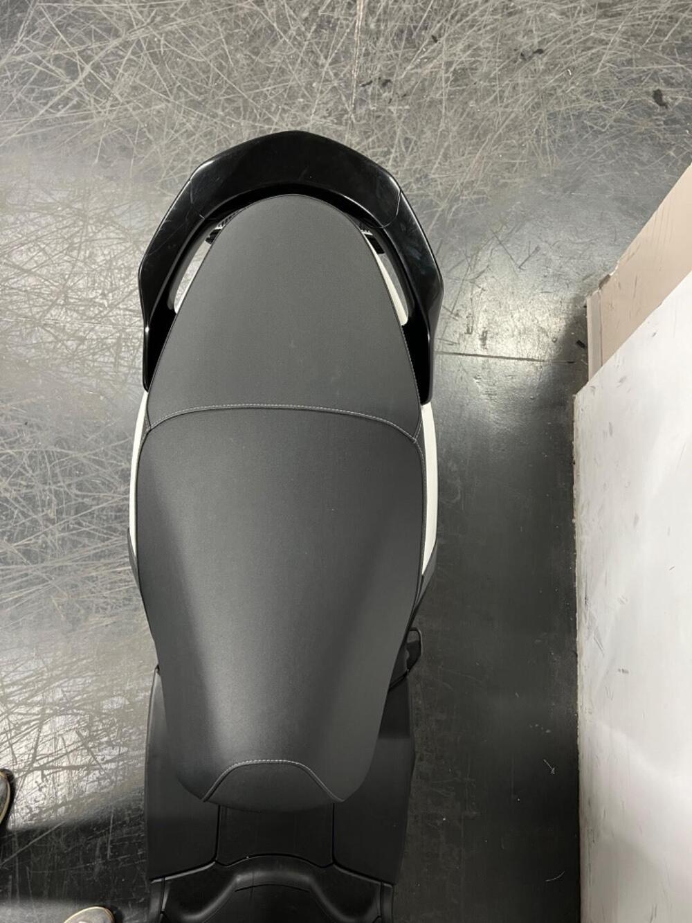 Yamaha Neo's L1e (2022 - 25) (4)