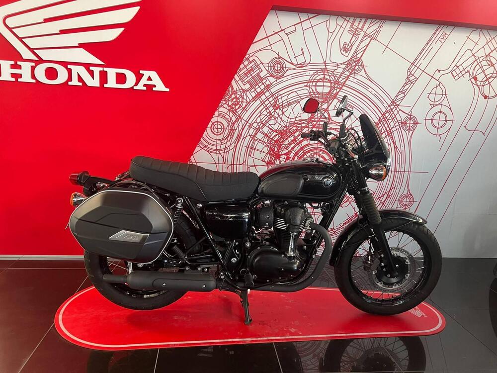 Kawasaki W 800 (2010 - 17) (2)