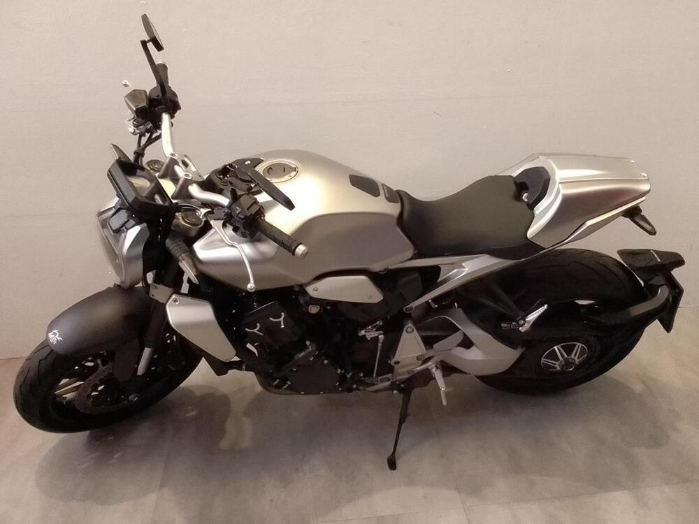 Honda CB 1000 R (2021 - 25) (2)