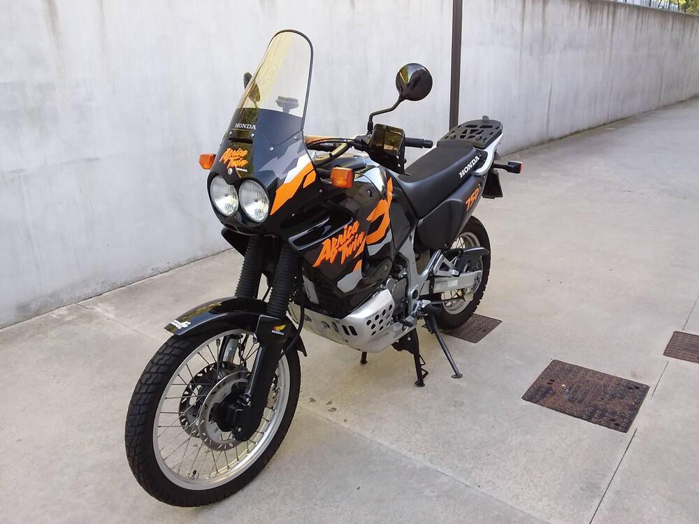 Honda XRV Africa twin 