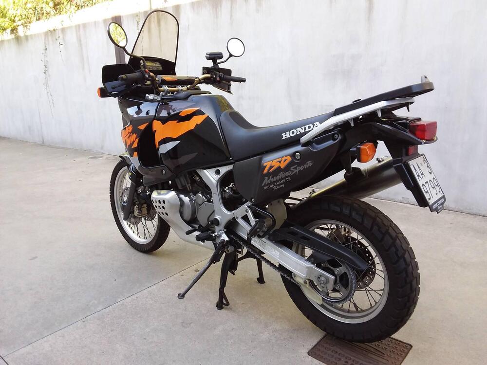 Honda XRV Africa twin  (7)