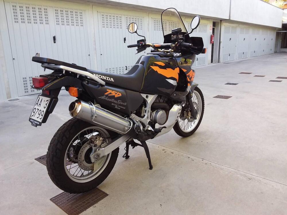 Honda XRV Africa twin  (9)