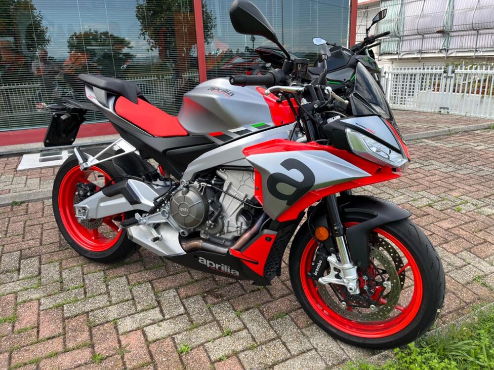 Aprilia Tuono 660 (2021 - 25) (2)