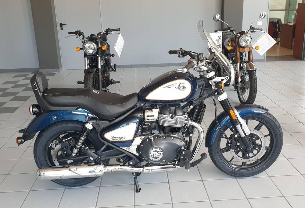 Royal Enfield Super Meteor 650 (2023 - 26) (5)