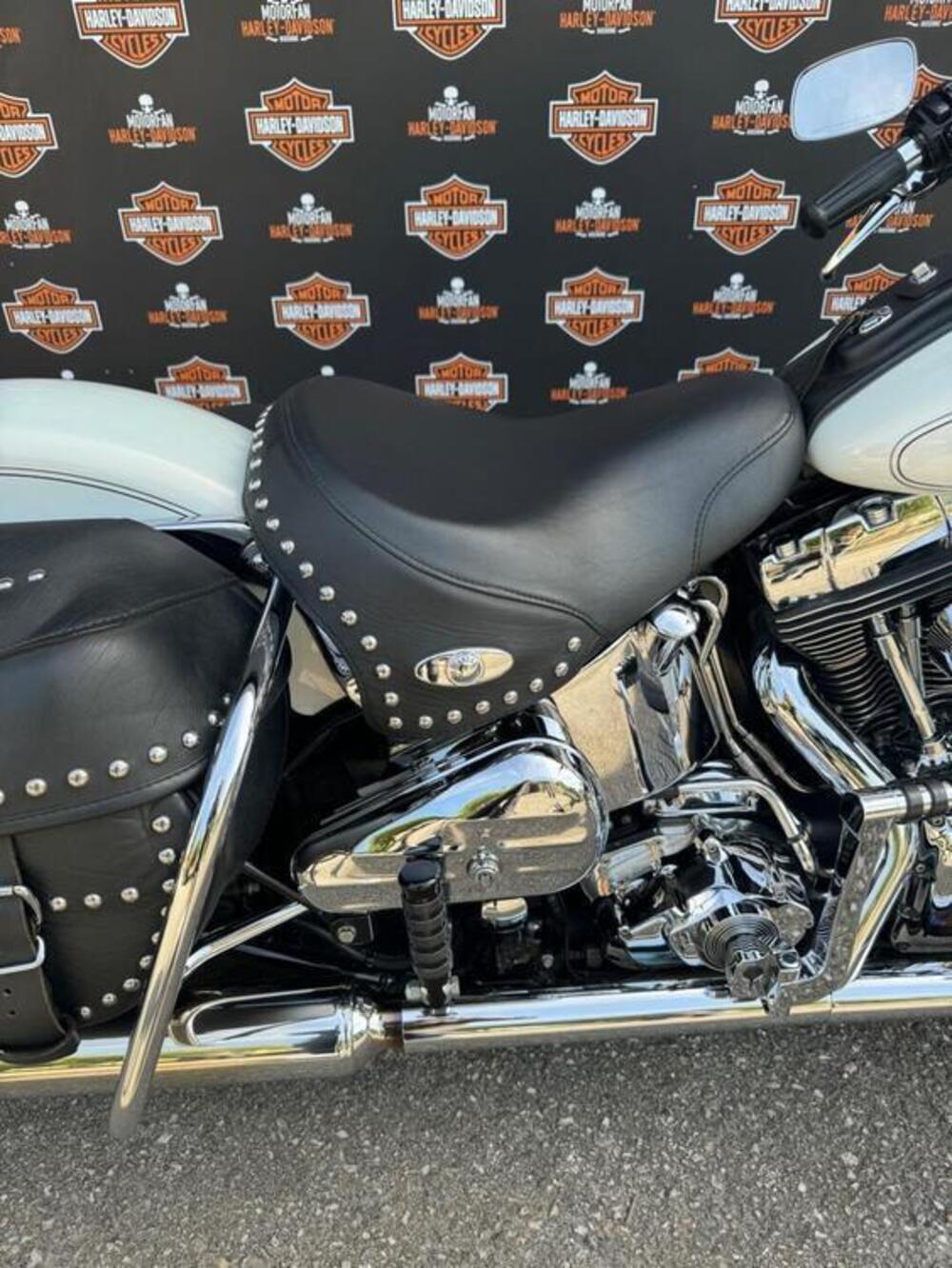 Harley-Davidson 1450 Heritage Classic (1999 - 02) - FLSTC (10)