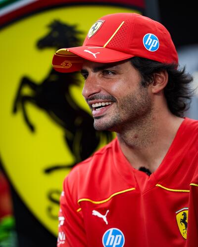 F1, Sainz: "L'addio di Ferrari mi ha fatto stare male. Ho molte offerte e annuncer&ograve; presto la mia decisione"