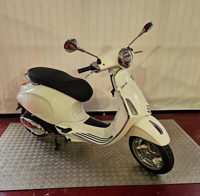 Vespa Primavera 150 (2024 - 25) nuova