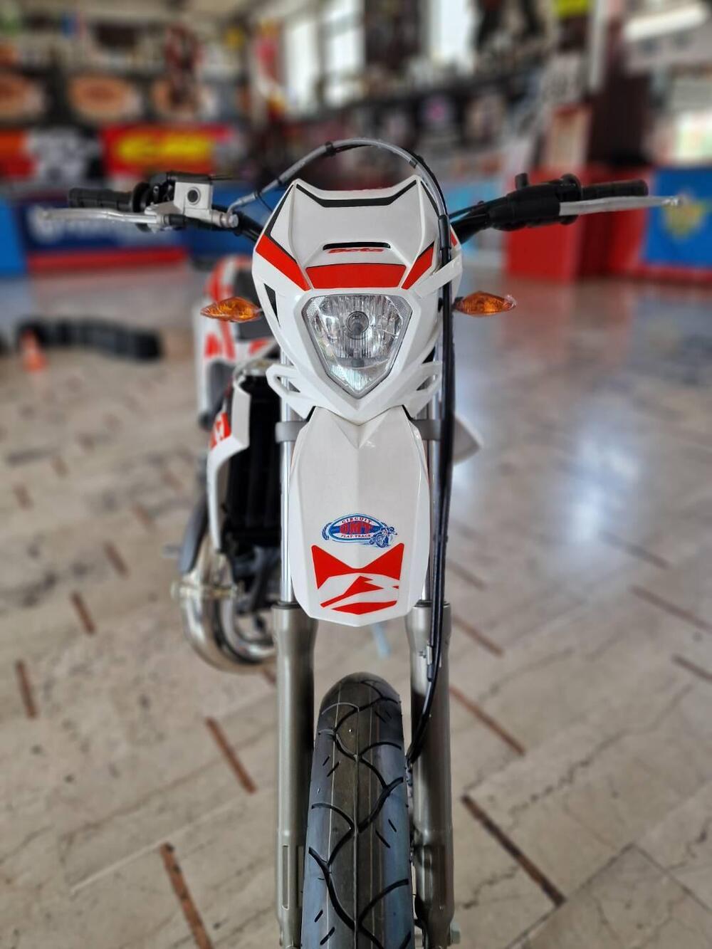 Betamotor RR 50 Motard (2021 - 26) (9)