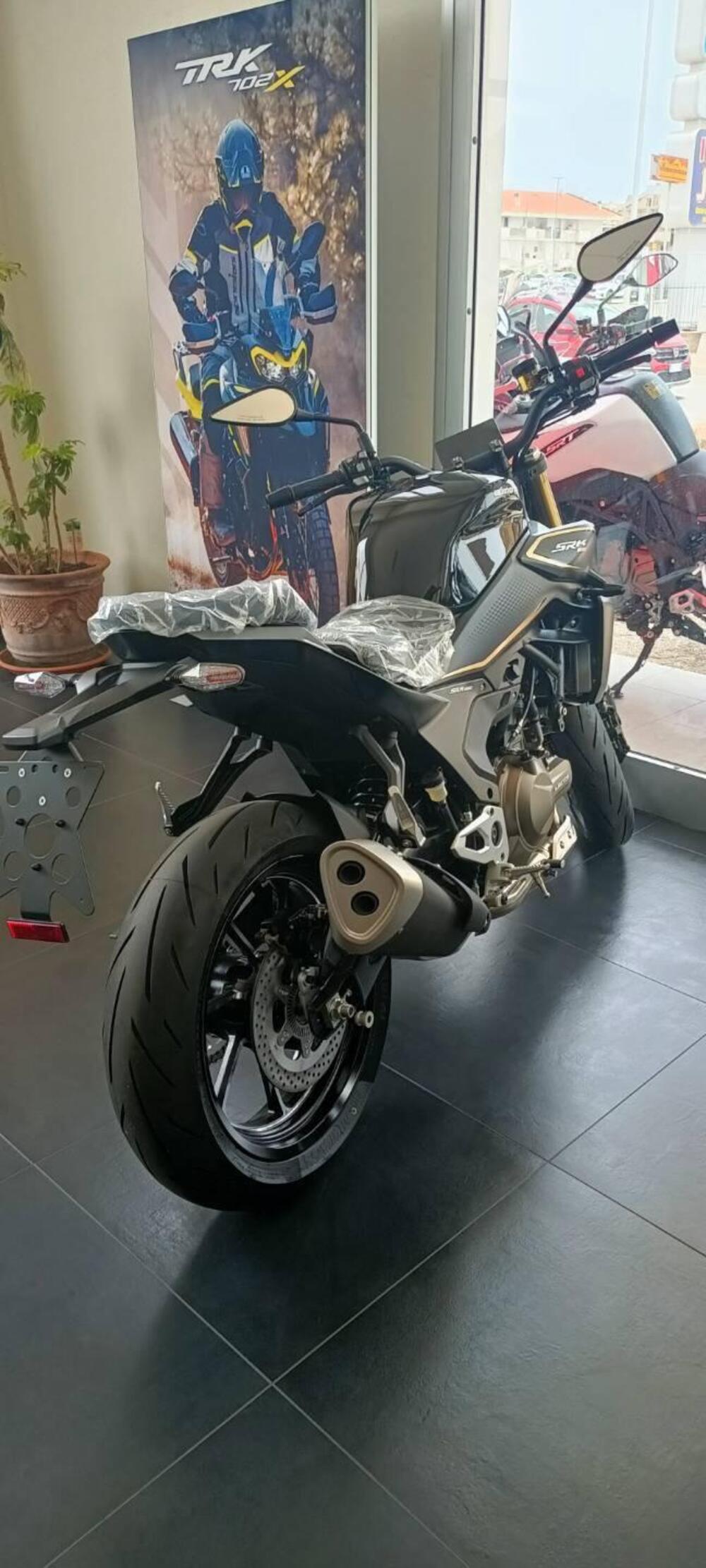 QJ Motor SRK 550 (2024 - 25) (5)