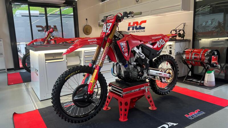 La moto di Tim Gajser come non l&rsquo;avete mai vista [VIDEO]